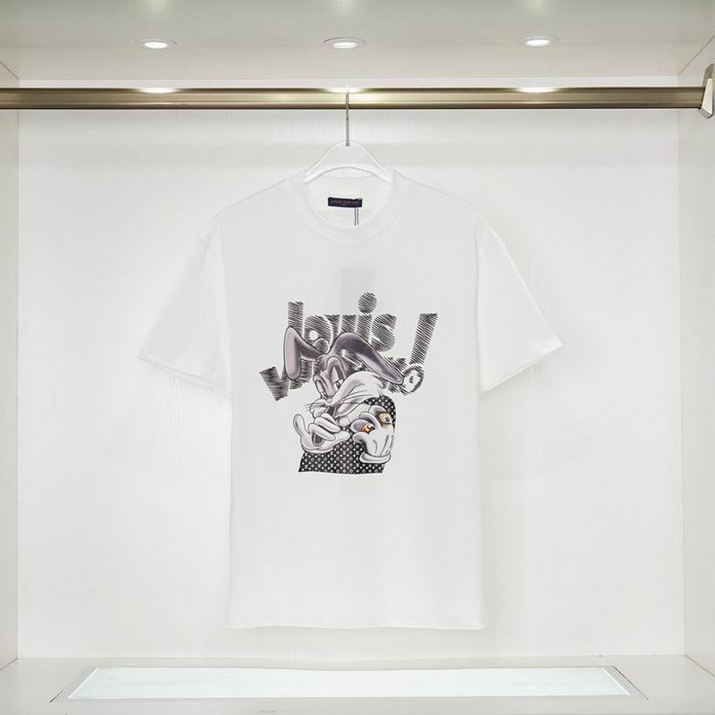 Louis Vuitton Men's T-shirts 701